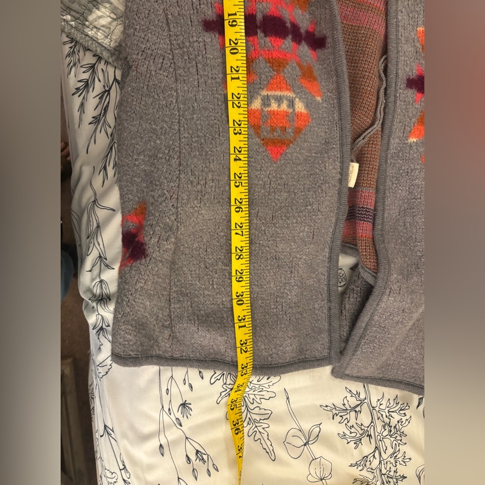 We The Free, Free People Gray and Pink Patterned Cardigan - Picture 11 of 12